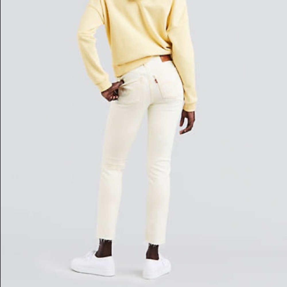 Levi’s Bright yellow 501 Skinnies